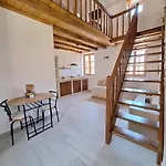 To Pefko - Mezzanines - Lejlighed Meyísti