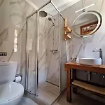 Lejlighed To Pefko - Mezzanines - *