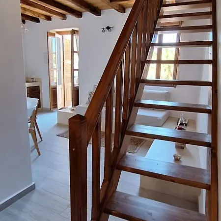 To Pefko - Mezzanines -