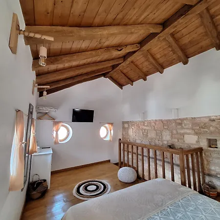 To Pefko - Mezzanines - Apartamento Meyísti