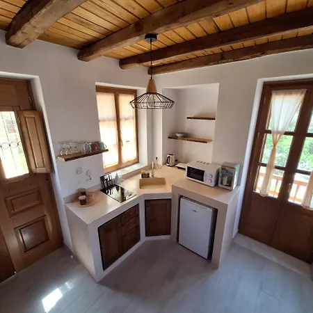 To Pefko - Mezzanines - *