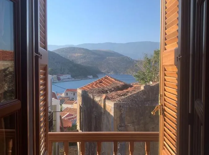 アパート To Pefko - Mezzanines - Meyísti