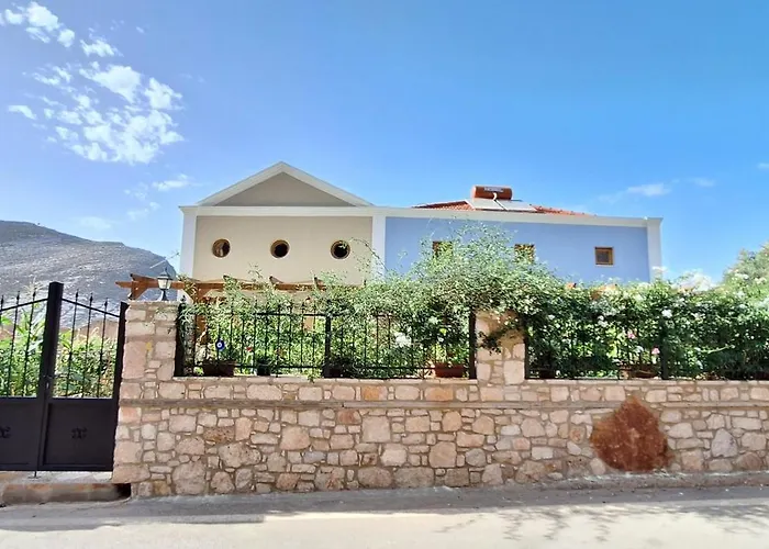 To Pefko - Mezzanines - Meyísti