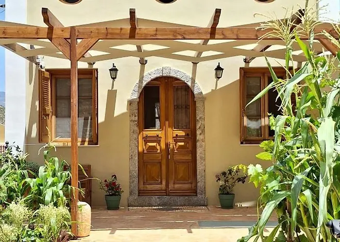 To Pefko - Mezzanines - Meyísti