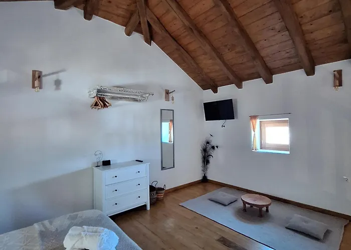 To Pefko - Mezzanines - アパート *