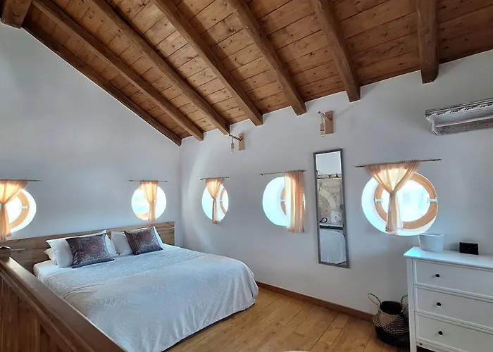 To Pefko - Mezzanines - * Meyísti